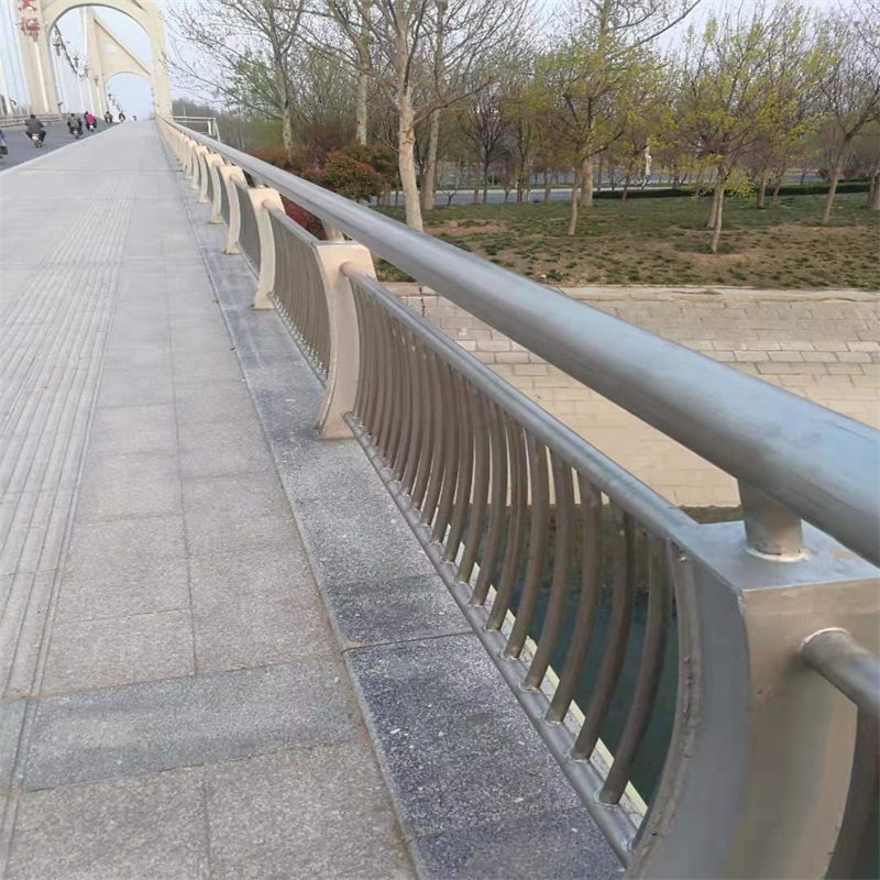 不銹鋼防撞護(hù)欄 不銹鋼防撞護(hù)欄